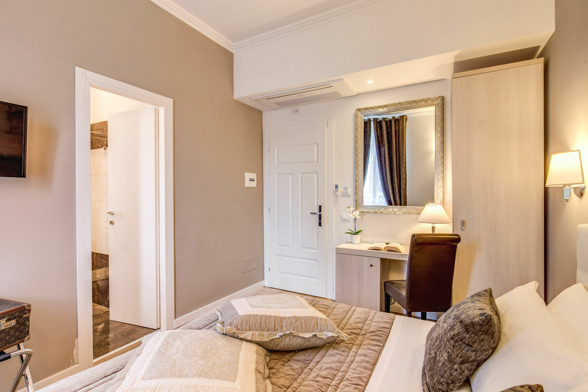 The Bridge Suites Roma Dış mekan fotoğraf